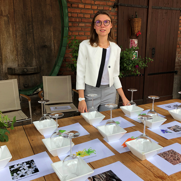 Présentation parfum "Senteur de vigne"